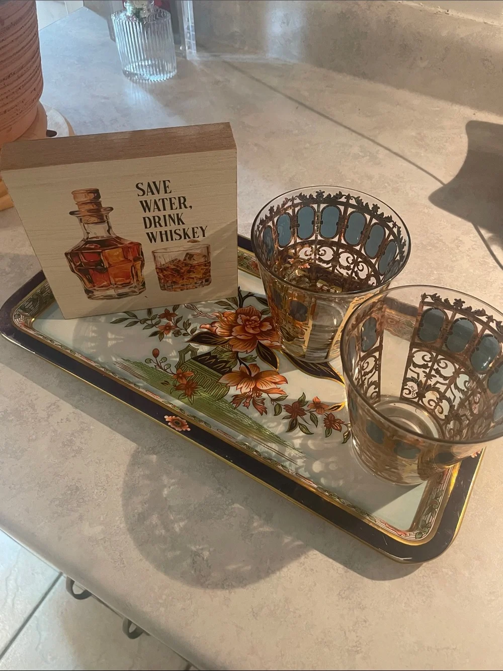 Vintage Daher Decorated Ware Tray